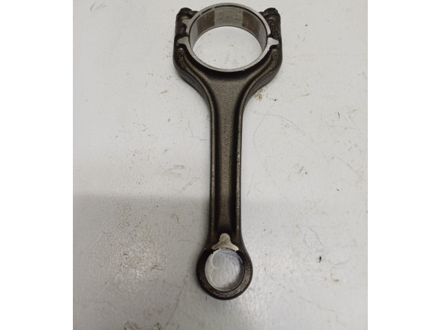 Поршень Шатун 04EBD Volkswagen PASSAT B8