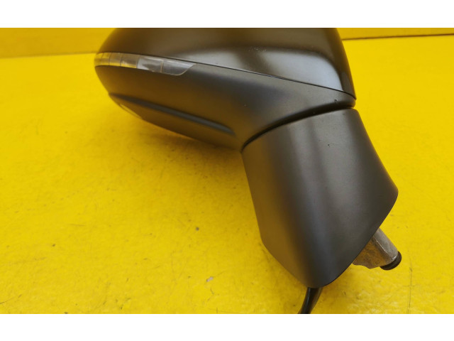 Zpětné zrcátko Volkswagen Touareg II 2012