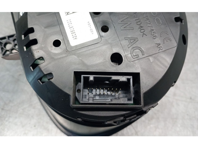 Přístrojová deska Seat Ateca 2017 5F0920740D, 5F0920740D