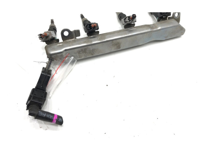 Vstřikovací lišta 23250-47090 Toyota Yaris