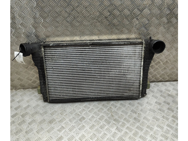 Интеркулер 1J0145803H Volkswagen Golf IV