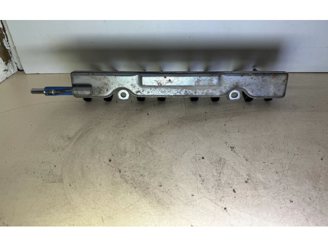 Vstřikovač 2140824, 2104484 Nissan Juke I F15 HR16DE