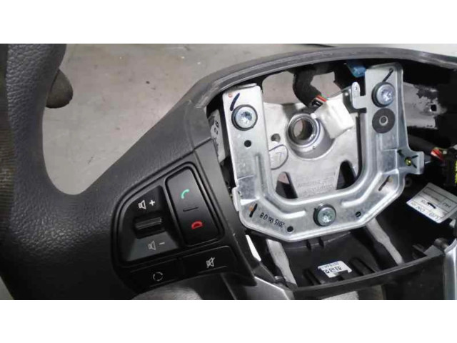 Руль KIA Rio  2012-2016 года 561001W510HU      