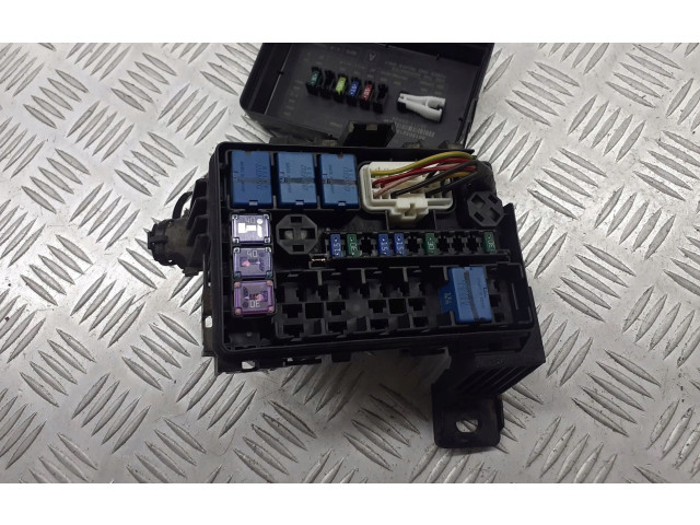   Pojistková skříňka    Suzuki Alto 2004