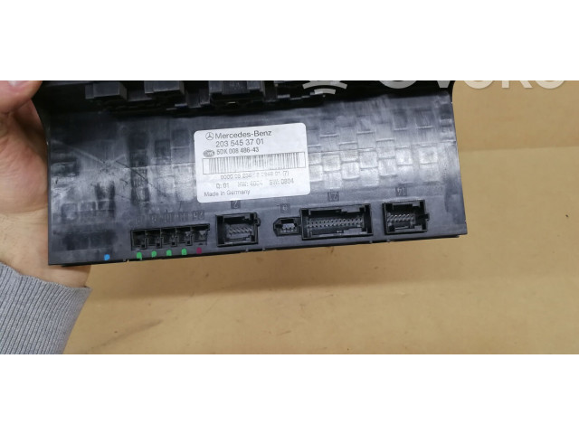 Pojistková skříňka 2035453701 Mercedes-Benz C W203 2005