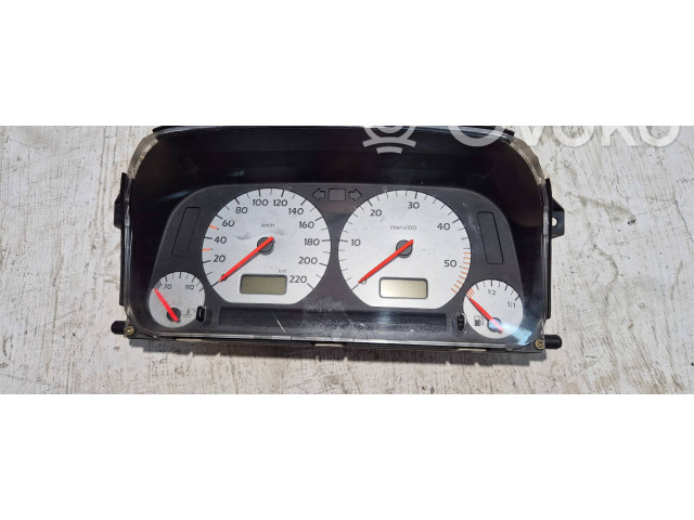 Панель приборов 1H0919864R, 6160633161   Volkswagen Golf III       