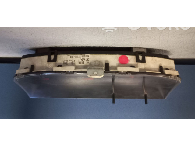 Přístrojová deska Nissan Almera 2000