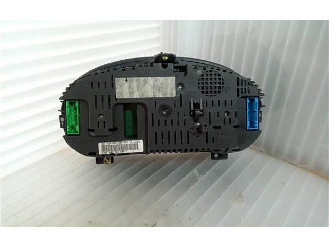 Панель приборов 8Z0920900F Audi A2