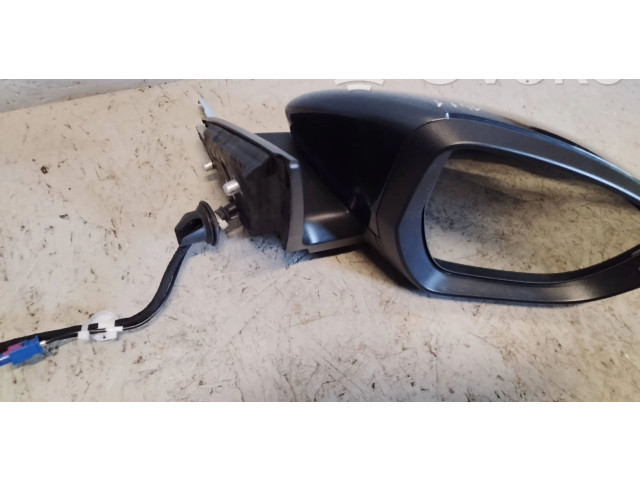 Зеркало электрическое        Audi e-tron   -  года   