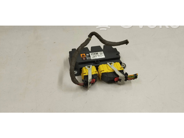 Блок подушек безопасности 13589413 Vauxhall Astra J