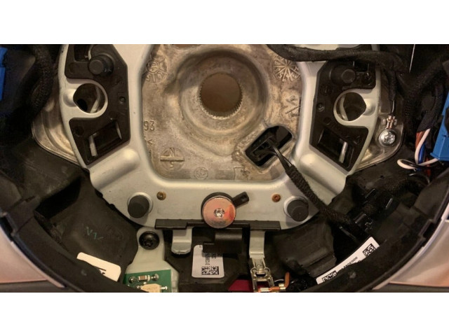 Руль BMW X5 G05 2018- года 32308008181, 32308094544