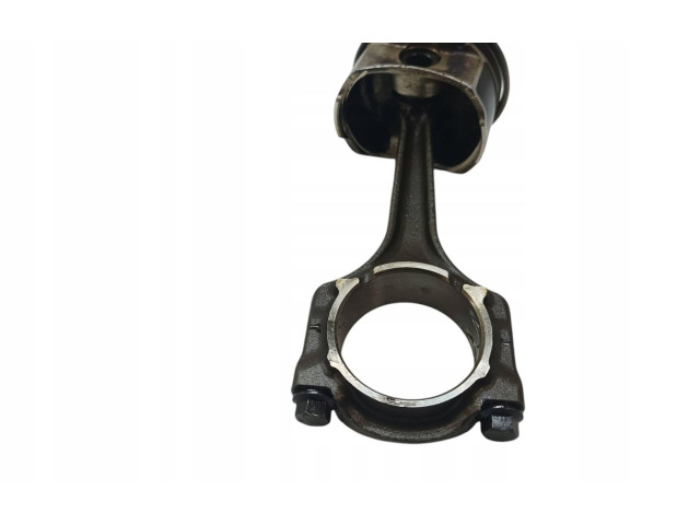  Поршень с шатуном  55196910, 16V  Fiat Grande Punto  