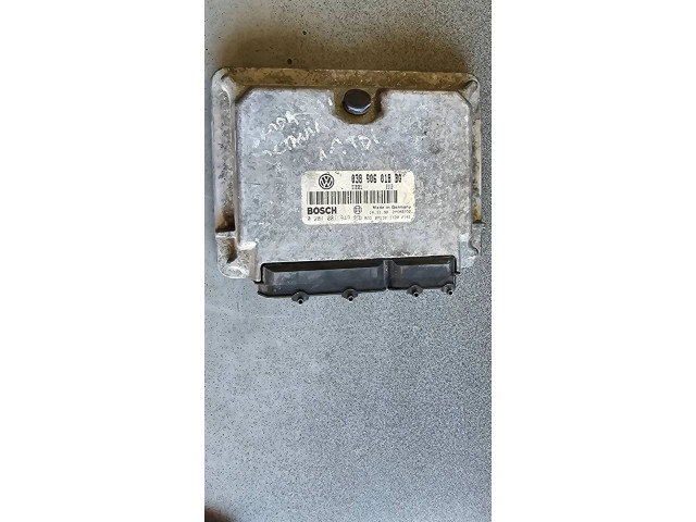 Блок управления двигателя 038906018BQ, 0281001849 Skoda Octavia Mk1 (1U)