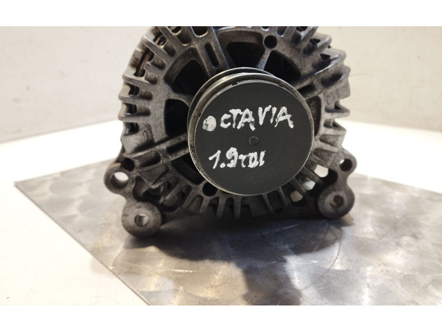 Генератор 0100402, P0518278   Skoda Octavia Mk2 (1Z)      