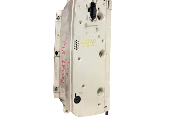 Панель приборов 5220032330   Volkswagen PASSAT B4       