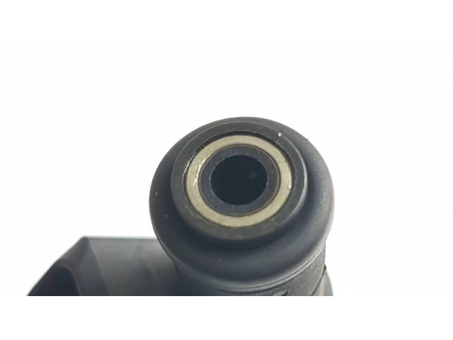 Vstřikovač 7525721, 3013B00444 BMW 7 E65 E66 pro benzínový motor 4.5