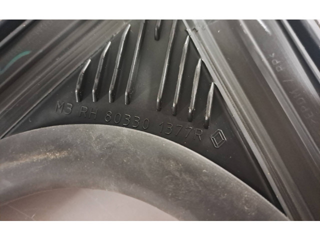 Передняя рамка дверного стекла 803301377R Dacia Sandero III