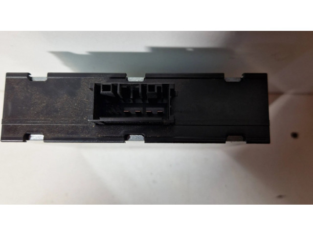 Řídící jednotka 925320801, 8ES00947921 BMW X1 E84 2011