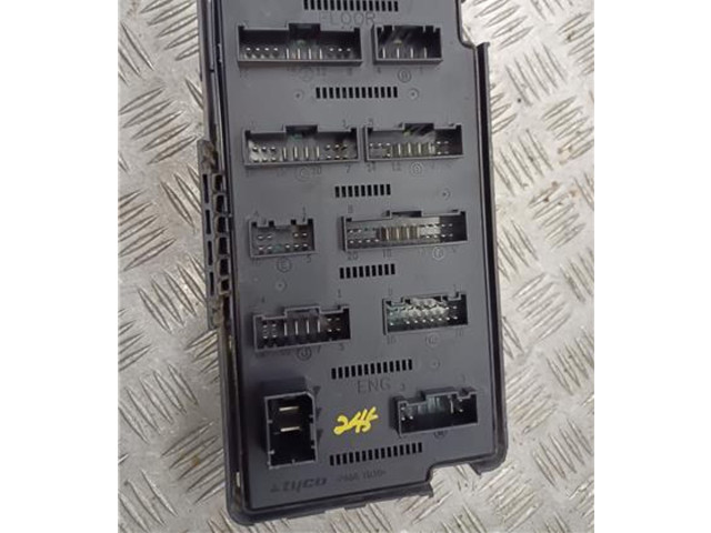 Блок предохранителей 8239031033, AK4376 SsangYong Actyon