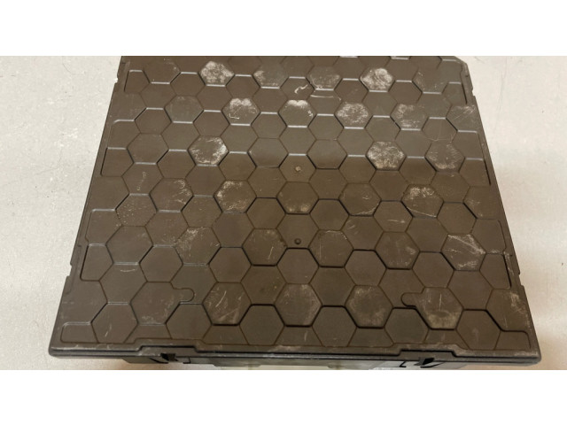 Блок комфорта 5Q0937086AA Skoda Octavia Mk3 (5E)