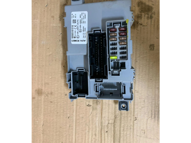 Pojistková skříňka 00505181210 Alfa Romeo Mito 2013