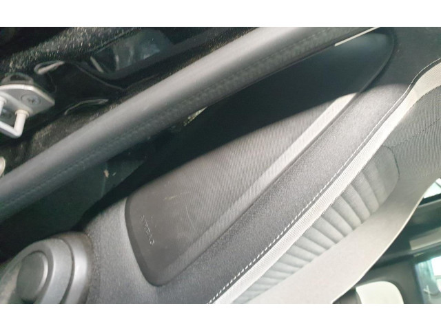 Подушка безопасности в сиденье    Renault Twingo III