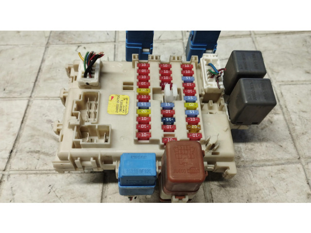 Pojistková skříňka 24350, AV700 Nissan Primera 2003