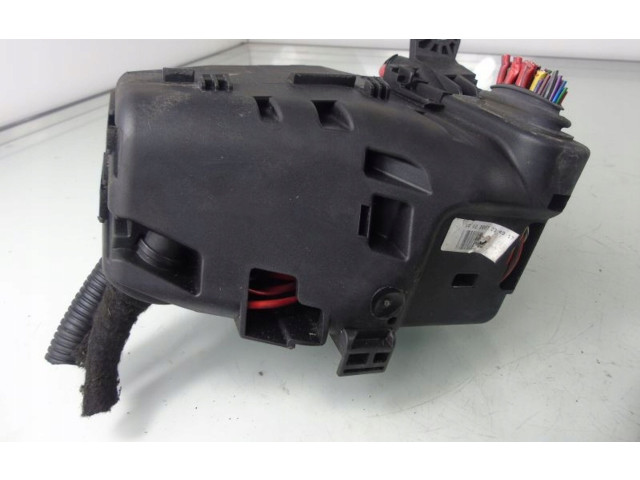 Блок предохранителей Volvo V70