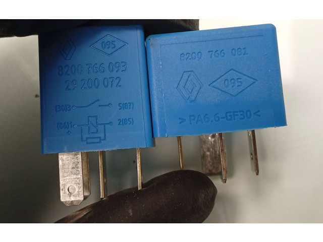 Pojistková skříňka 8200766093, 8200766081 Renault Captur 2016