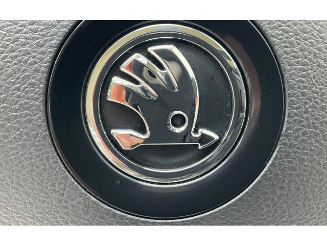 Руль Skoda Octavia Mk3 (5E) 2013 - 2019 года 5E0419091AC, 5E0880201B