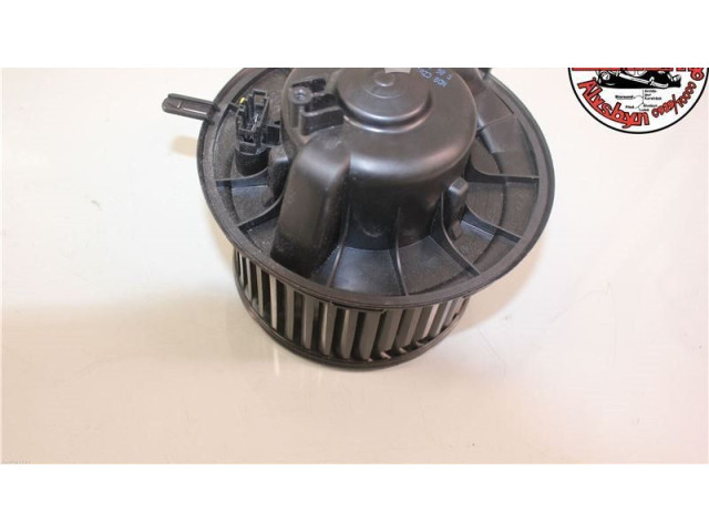 Вентилятор печки    1K1819015C   Skoda Yeti (5L)