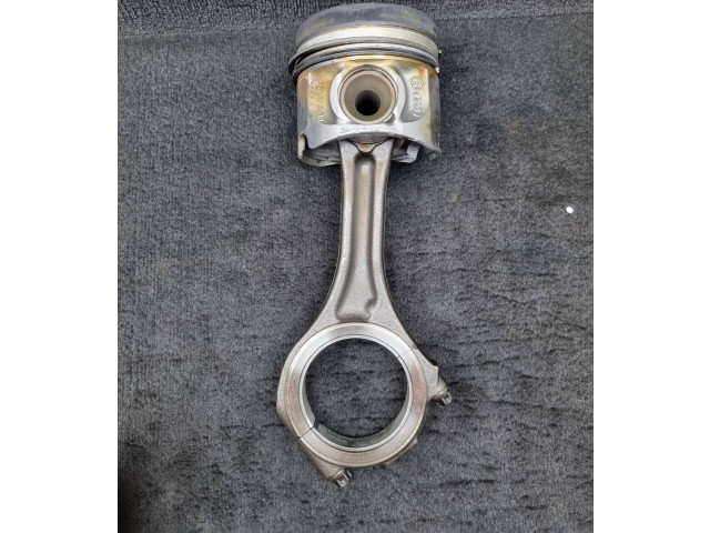 Píst 057107065CA, 057198401C Audi Q7 4L