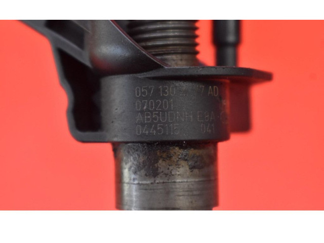 Vstřikovač 057130277AD, 057130277AD   Audi A8 S8 D3 4E     