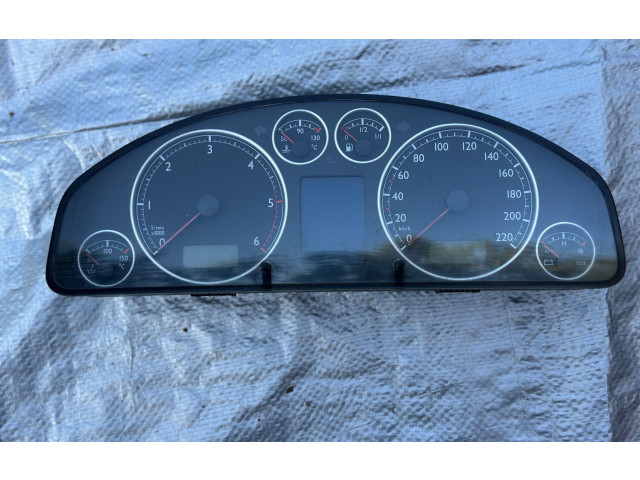 Přístrojová deska Volkswagen Multivan T5 2005 7H5920872J, 25070612210