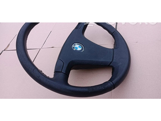 Volant BMW 6 E24 1985
