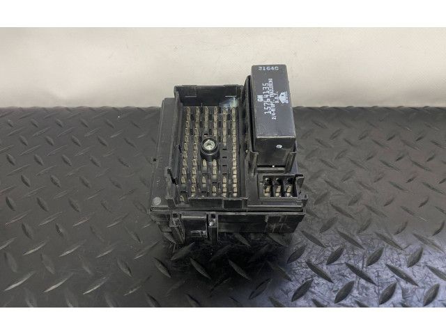 Pojistková skříňka 15141902 Hummer H2 2005