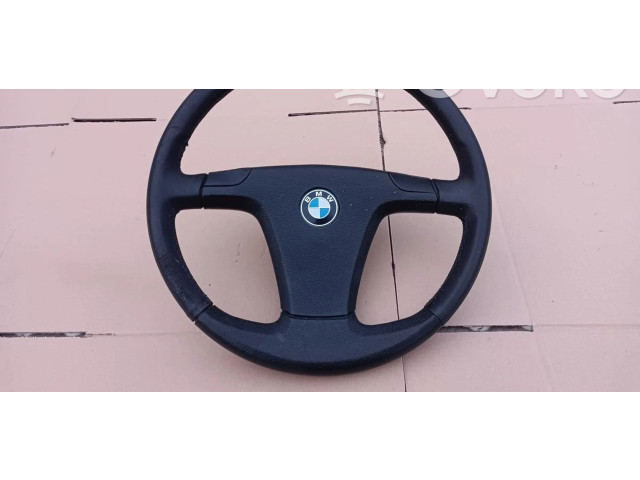 Volant BMW 6 E24 1985