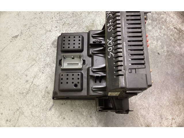 Блок предохранителей 30728542, 05W241   Volvo XC70    