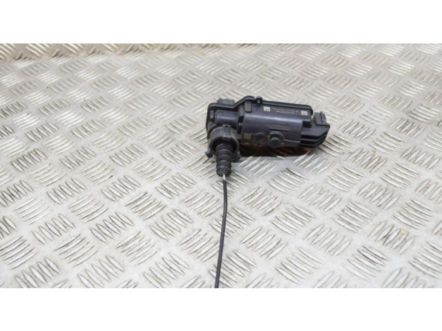 Двигатель ручного тормоза