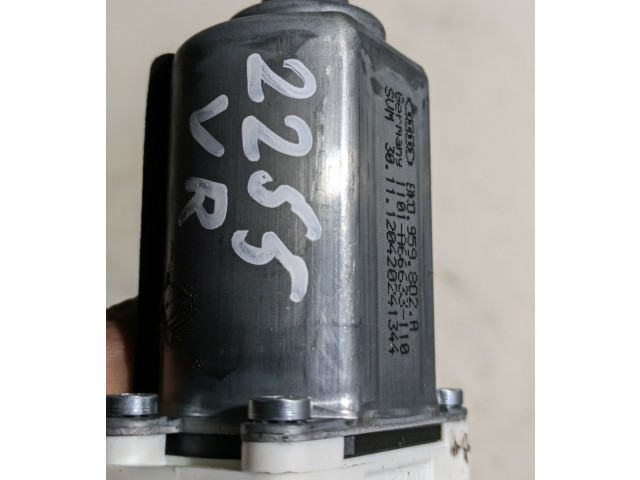 Шатун 8T0959802A Audi A4 S4 B8 8K