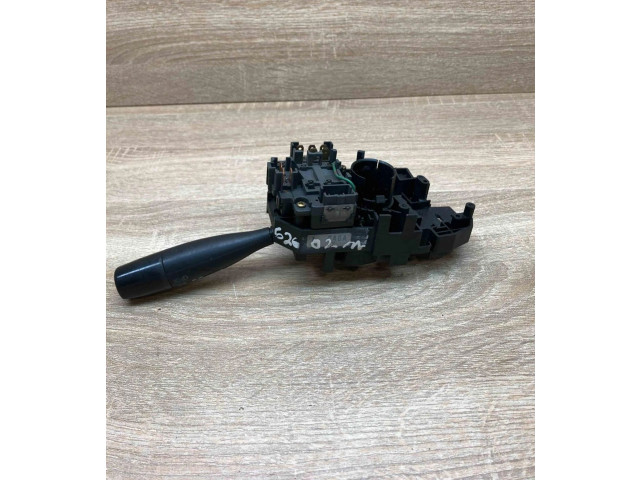 Ручка стеклоочистителей    175110, 175112   Mazda 626