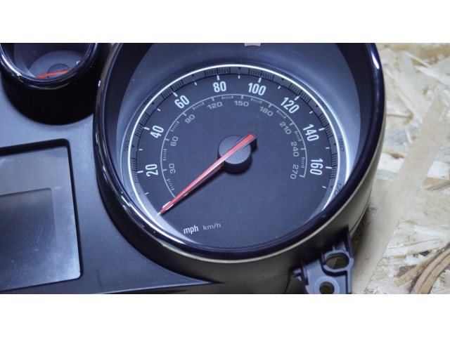 Панель приборов 42342750 Vauxhall Mokka