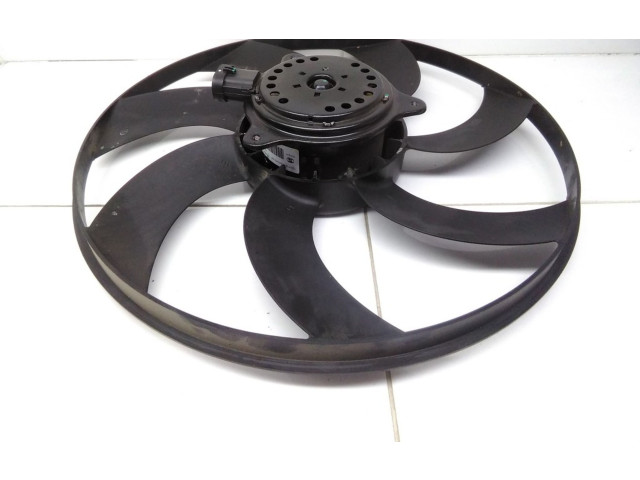 Вентилятор радиатора 8033M00008 Citroen C4 Cactus 1.6