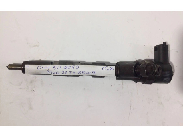 Vstřikovač 0445110059, 3306225169019 Chrysler Voyager DM VM98B