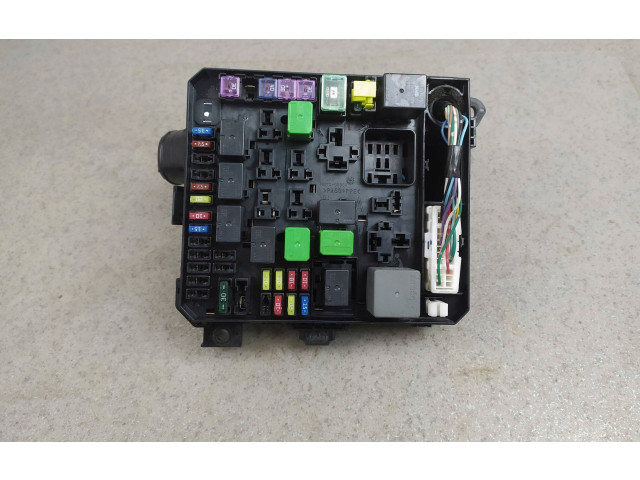 Блок предохранителей PR073-00000 Mitsubishi Lancer VIII