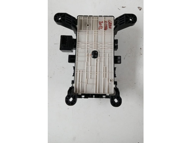 Pojistková skříňka 64J2, 64J2 Suzuk Grand Vitara I 2005