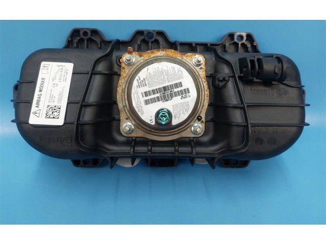 Подушка безопасности водителя GX73-043B13-AD Jaguar XE