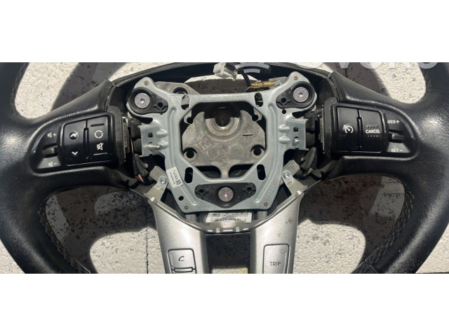 Руль KIA Ceed  2006 - 2012 года 561101H190EQ      