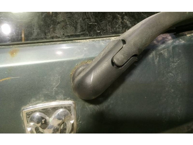 Моторчик заднего дворника     Dodge Magnum