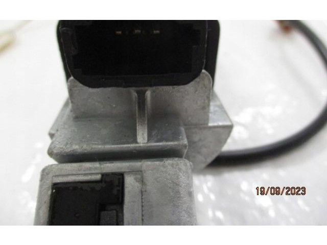 Pojistková skříňka Peugeot RCZ 2014